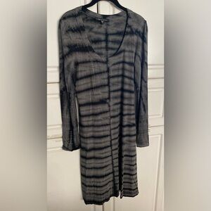 Karen Kane Black and Gray Long Sleeve V-Neck Sheath Dress